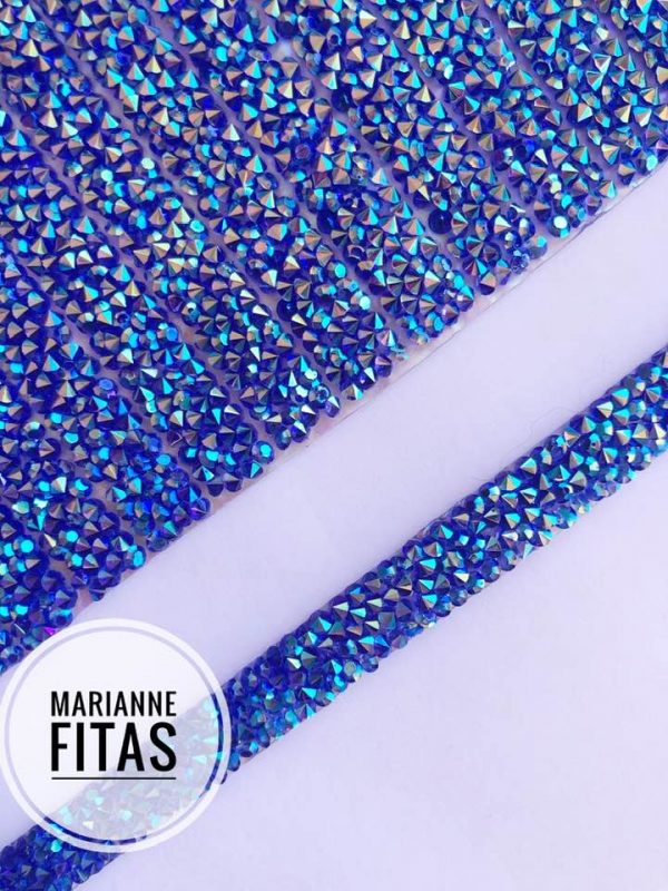 Fileira de strass azul escuro